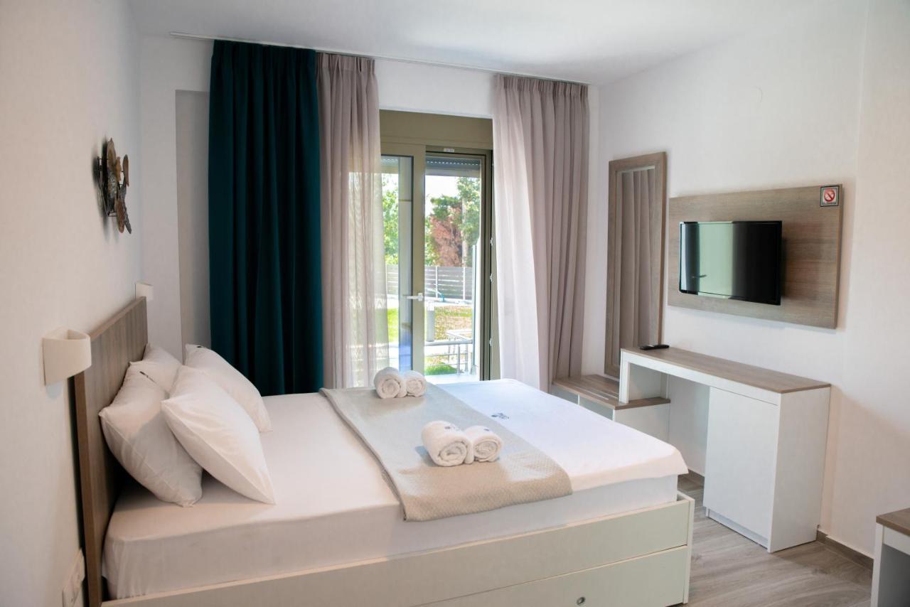 Oliva Suites นิกิติ ภายนอก รูปภาพ